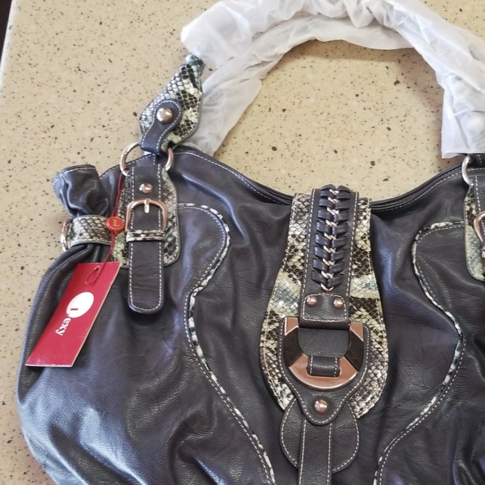 Lexy purse